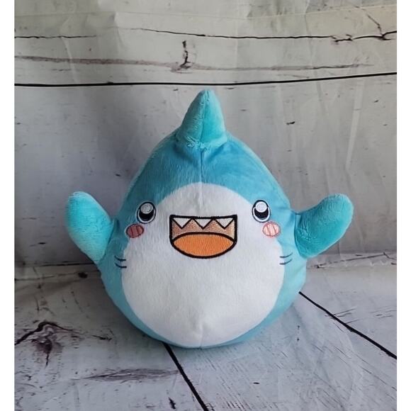 LankyBox 7 Inch Plush Thicc SHARK Stuffed Animal Toy - Picture 1 of 7